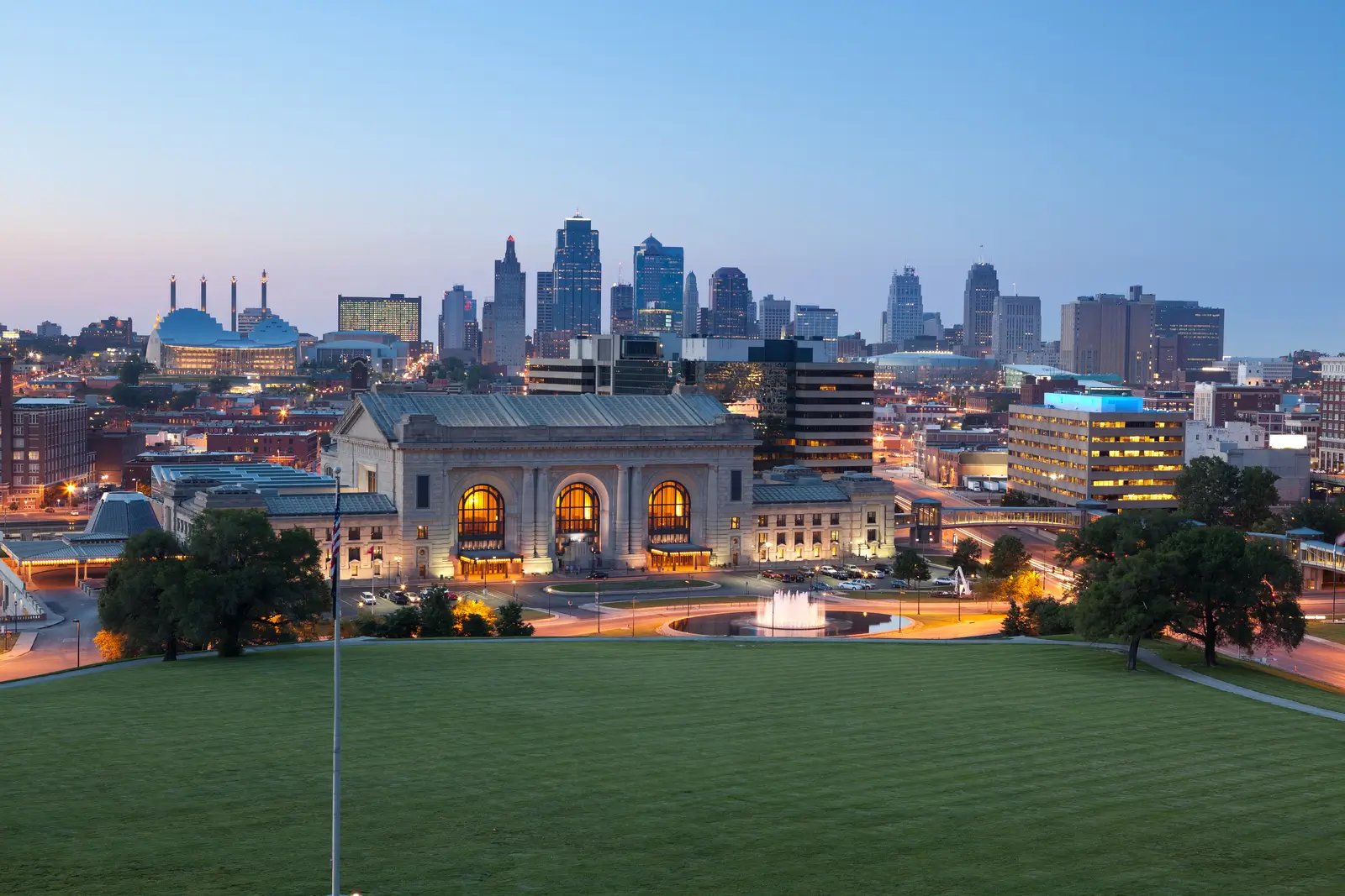 Why Kansas City's Expanding Job Market Continues to Attract Renters